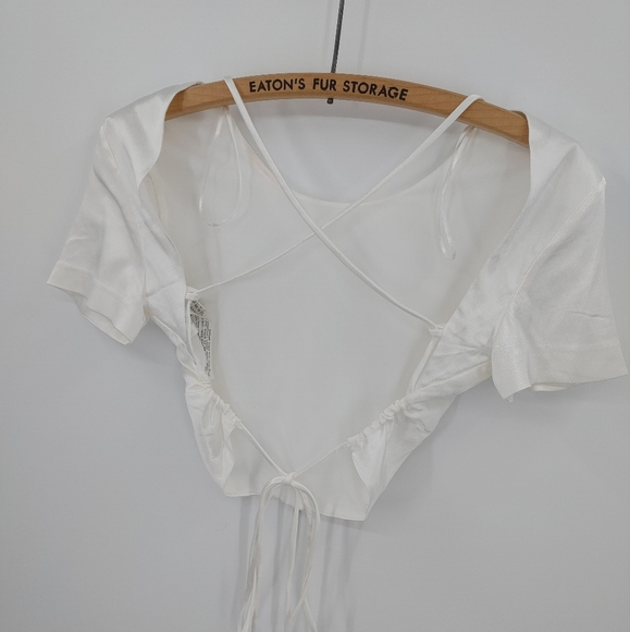 Zara | open back crop top - Picture 2 of 5